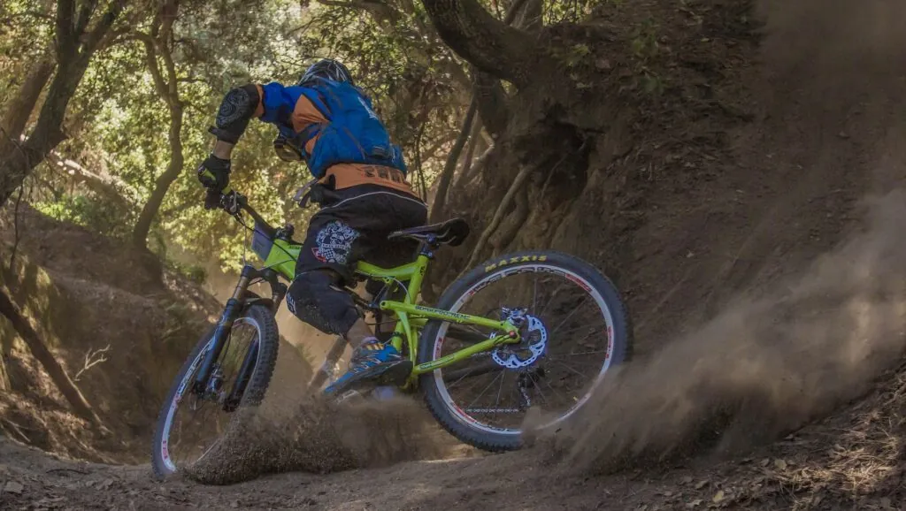 Mountainbike Touren – Spannende Abenteuer auf zwei Rädern! 8 Mountainbike Touren – Spannende Abenteuer auf zwei Rädern!